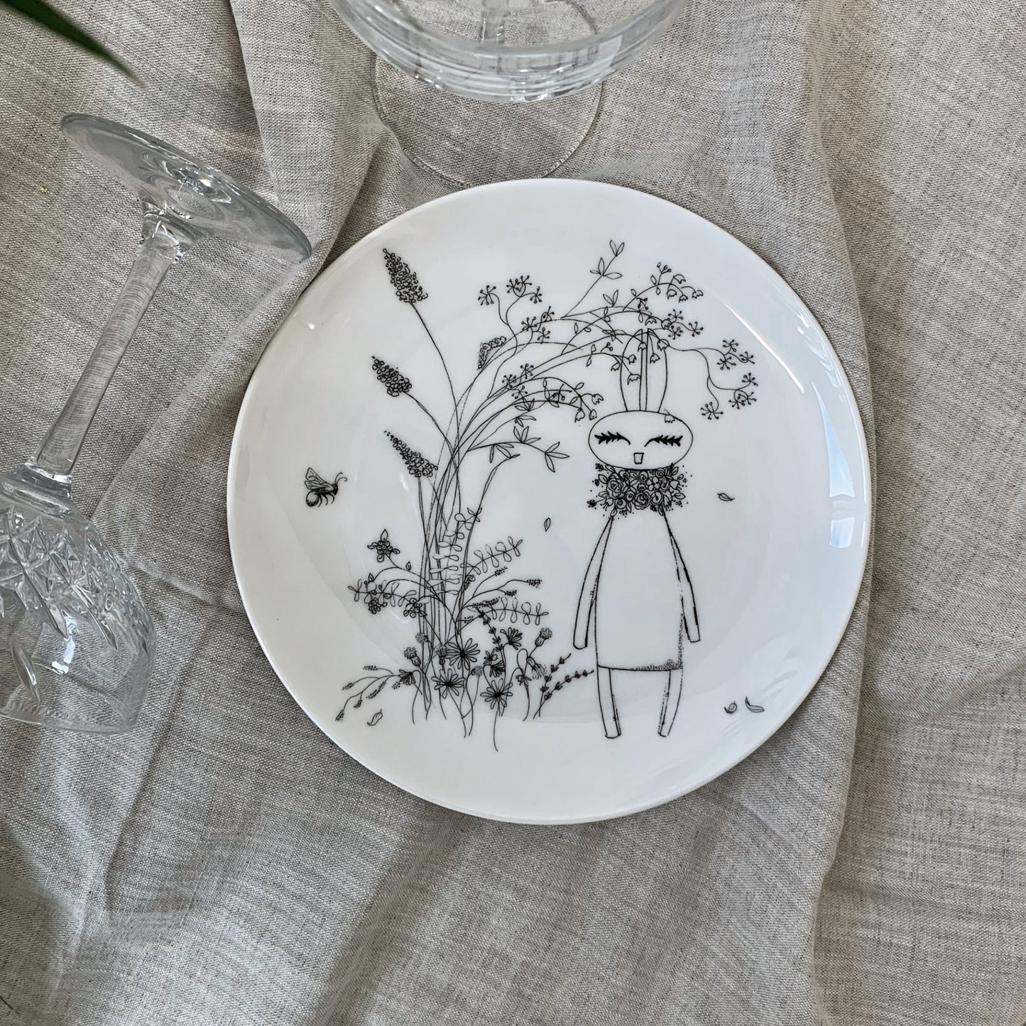 Fabienne Floral Bee Plate