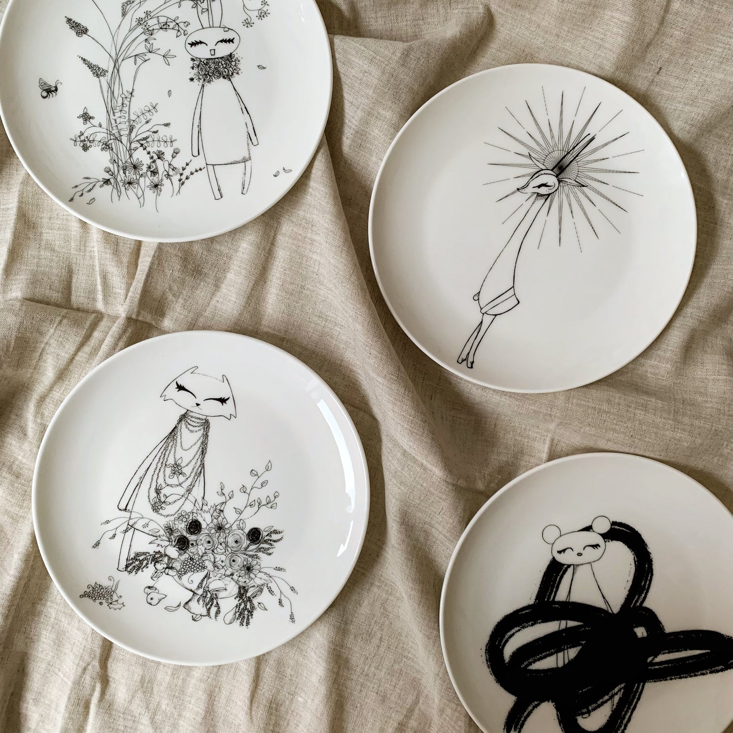 Fabienne Floral Bee Plate